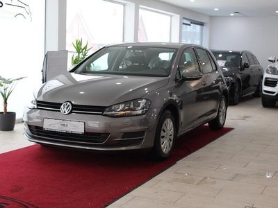 Limestone grey Gebraucht 2014 VW Golf Comfortline Limousine | 9.490 € (Fairer Preis)