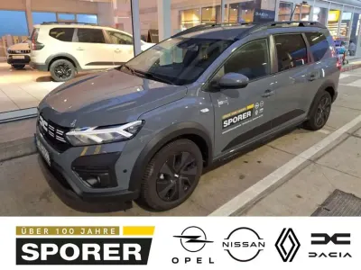 Neu Dacia Jogger Expression 141 PS (103 kW) 2025 Schiefergrau metallic Van / Kleinbus
