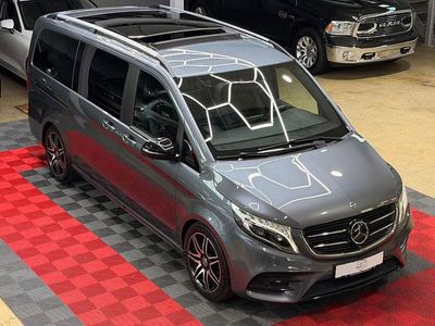 Grau Gebraucht 2018 Mercedes V250 Exclusive Van / Kleinbus | 44.777 € (Fairer Preis)