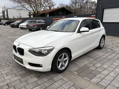 Usata BMW 116 Sport Line 140 CV (102 kW) 2012 Bianco Utilitaria