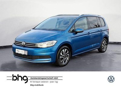 Blau Gebraucht 2022 VW Touran Comfortline Van / Kleinbus | 27.490 € (Guter Preis)