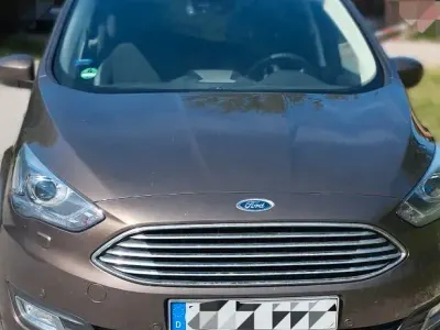 Gebraucht Ford C-MAX Titanium 150 PS (110 kW) 2017 Beige Van / Kleinbus