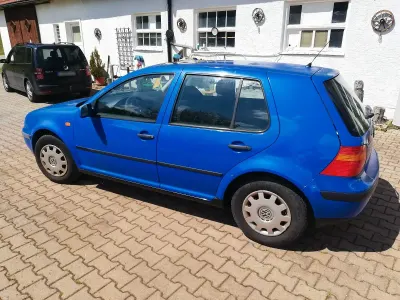 Gebraucht VW Golf III Basis 75 PS (55 kW) 1998 Blau Kleinwagen