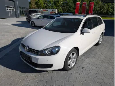 Gebraucht VW Golf VI Comfortline 122 PS (89 kW) 2010 Weiß Kleinwagen