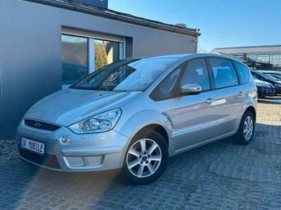 Gebraucht Ford S-MAX Titanium 140 PS (102 kW) 2008 Silber Van / Kleinbus