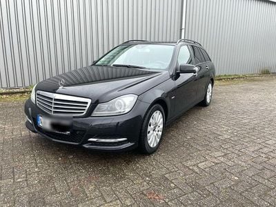 Gebraucht Mercedes C220 170 PS (125 kW) 2012 Schwarz Kombi