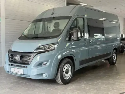 Gebraucht Fiat Ducato 140 PS (102 kW) 2023 Grau Van