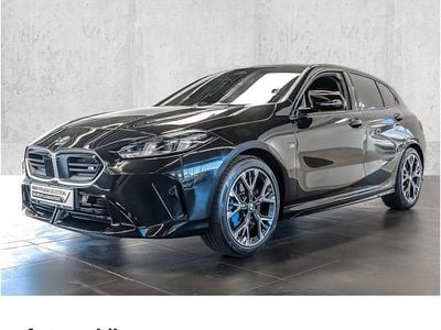 Second-hand BMW M135 Shadowline 300 CP (220 kW) 2025 Negru Hatchback