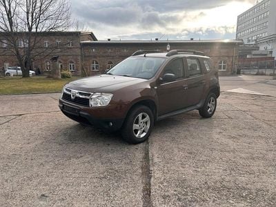 Braun Gebraucht 2011 Dacia Duster SUV | 5.500 € (Fairer Preis)