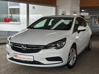 Gebraucht Opel Astra Edition 110 PS (80 kW) 2018 Weiß Limousine