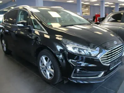 Gebraucht Ford S-MAX S 190 PS (139 kW) 2022 Schwarz Van / Kleinbus