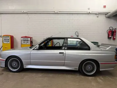 Brugt BMW M3 269 HK (197 kW) 1988 Sølv Coupe