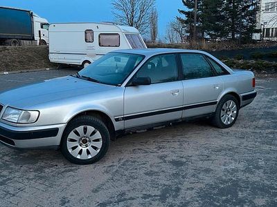 Gebraucht Audi 100 150 PS (110 kW) 1992 Silber Kleinwagen