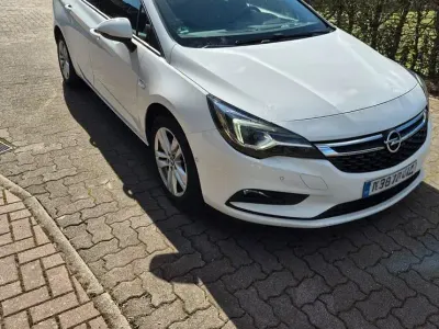 Usata Opel Astra 136 CV (100 kW) 2016 Bianco Berlina
