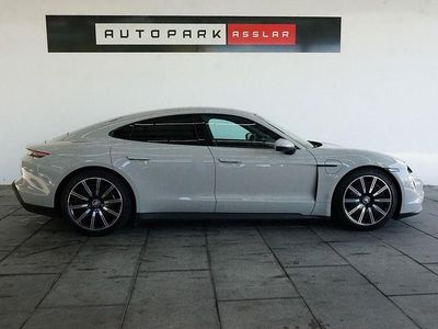 Porsche Taycan 4S