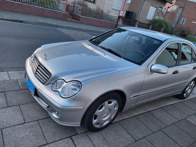 Gebraucht Mercedes C180 Classic 143 PS (105 kW) 2005 Silber Limousine
