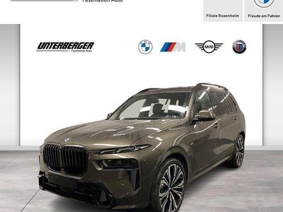Neu BMW X7 M Sport 340 PS (250 kW) 2025 Grau SUV