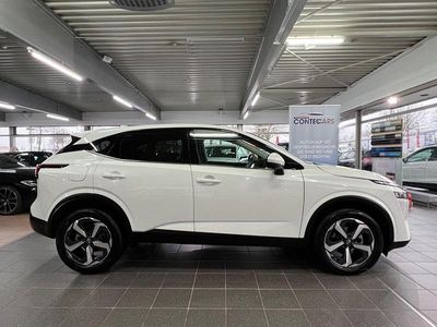 Gebraucht Nissan Qashqai 360º 158 PS (116 kW) 2023 Metallic SUV