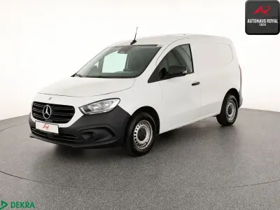 Gebraucht Mercedes Citan 110 95 PS (69 kW) 2023 Weiß Van / Kleinbus