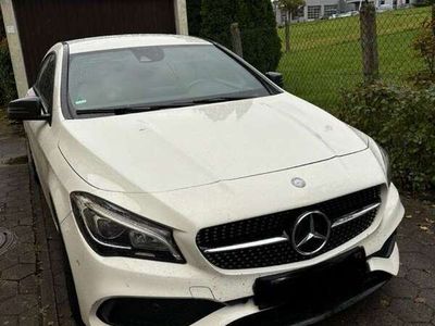 Mercedes CLA200