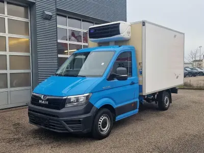 Second-hand MAN TGE 140 CP (102 kW) 2019 Albastru Van