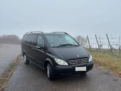Schwarz Gebraucht 2008 Mercedes Viano Van / Kleinbus | 13.000 € (Fairer Preis)