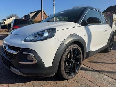 Usado Opel Adam Rocks 69 HP (50 kW) 2017 Branco Citadino