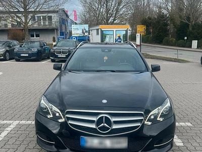Usata Mercedes E200 Avantgarde 136 CV (100 kW) 2016 Nero Station wagon