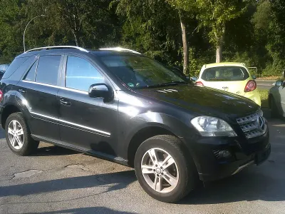Gebraucht Mercedes ML280 190 PS (139 kW) 2009 Schwarz SUV