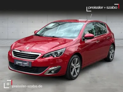 Gebraucht Peugeot 308 Allure 131 PS (96 kW) 2015 Rot Limousine