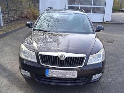 Usata Skoda Octavia Ambiente 102 CV (75 kW) 2009 Nero Station wagon