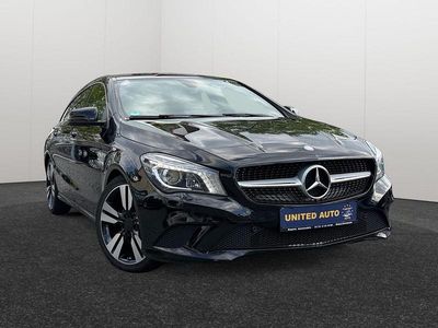 Second-hand Mercedes CLA200 136 CP (100 kW) 2015 Negru Berlinǎ