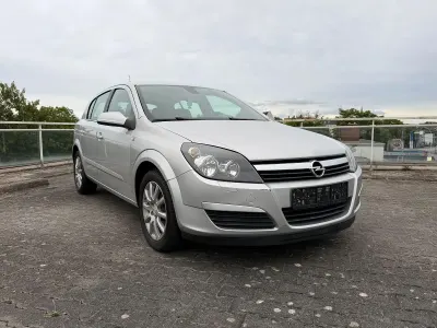 Gebraucht Opel Astra 125 PS (91 kW) 2004 Grau Limousine