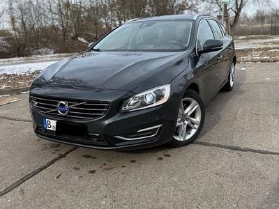 Gebraucht Volvo V60 Summum 280 PS (205 kW) 2013 Grau Kombi
