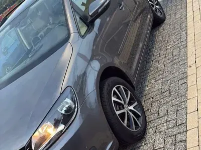 Gebraucht VW Touran 150 PS (110 kW) 2011 Grau Van / Kleinbus