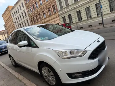 Käytetty Ford C-MAX