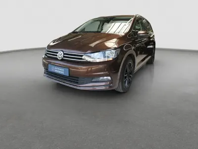 Gebraucht VW Touran Sound 116 PS (85 kW) 2017 Braun Van / Kleinbus