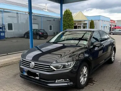 Gebraucht VW Passat Comfortline 150 PS (110 kW) 2017 Grau Limousine