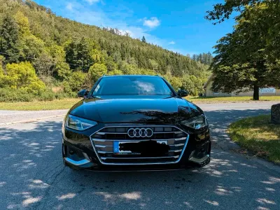 Gebraucht Audi A4 163 PS (119 kW) 2021 Schwarz Kombi
