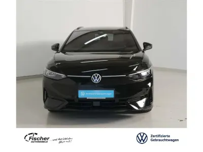 Gebraucht VW ID.7 Pro 210 kW (286 PS) 2025 Grenadillschwarz metallic Kombi