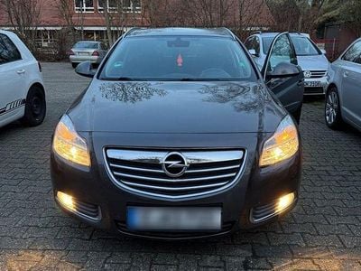 Usata Opel Insignia Sport 160 CV (117 kW) 2011 Grigio Station wagon