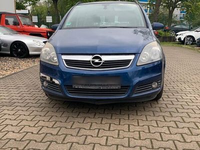 gebraucht Opel Zafira 1.8*EFH*KLIMA*TEMPOMAT*SERVO*7 SITZER *AHK