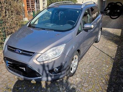 Gebraucht Ford Grand C-Max Titanium 150 PS (110 kW) 2012 Braun Van / Kleinbus