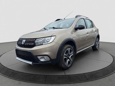 Usata Dacia Sandero Stepway 90 CV (66 kW) 2019 Beige Berlina