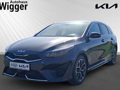 Neu Kia Ceed GT-Line 150 PS (110 kW) 2025 Grau Kleinwagen