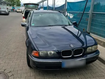 Gebraucht BMW 520 170 PS (125 kW) 1998 Blau Kombi