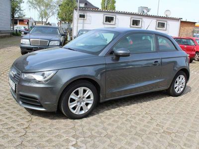 gebraucht Audi A1 A1attraction 1,6TDI/KLIMAAUTOMATIK/START-STOP