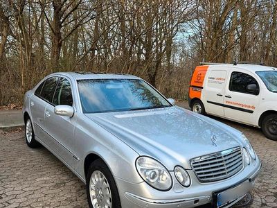 Gebraucht Mercedes E280 231 PS (169 kW) 2006 Silber Limousine