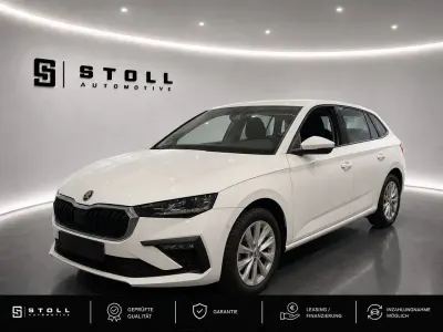 Gebraucht Skoda Scala Selection 116 PS (85 kW) 2024 Weiss Kleinwagen