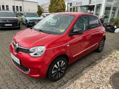Usata Renault Twingo 60 kW (82 CV) 2023 Rosso Utilitaria
